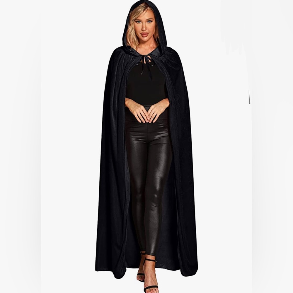 Velvet cloak with hood!